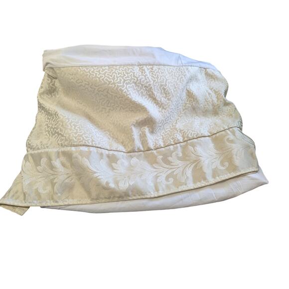 J. QUEEN, NEW YORK! GOLDEN CREAM SQUIGGLES & CONTRAST BAR DROP BEDSKIRT! SZ KG - Picture 4 of 9